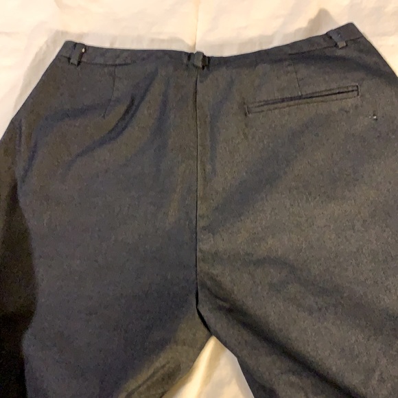 EUC Dockers’  Khakis for Women Stretch - Picture 2 of 3